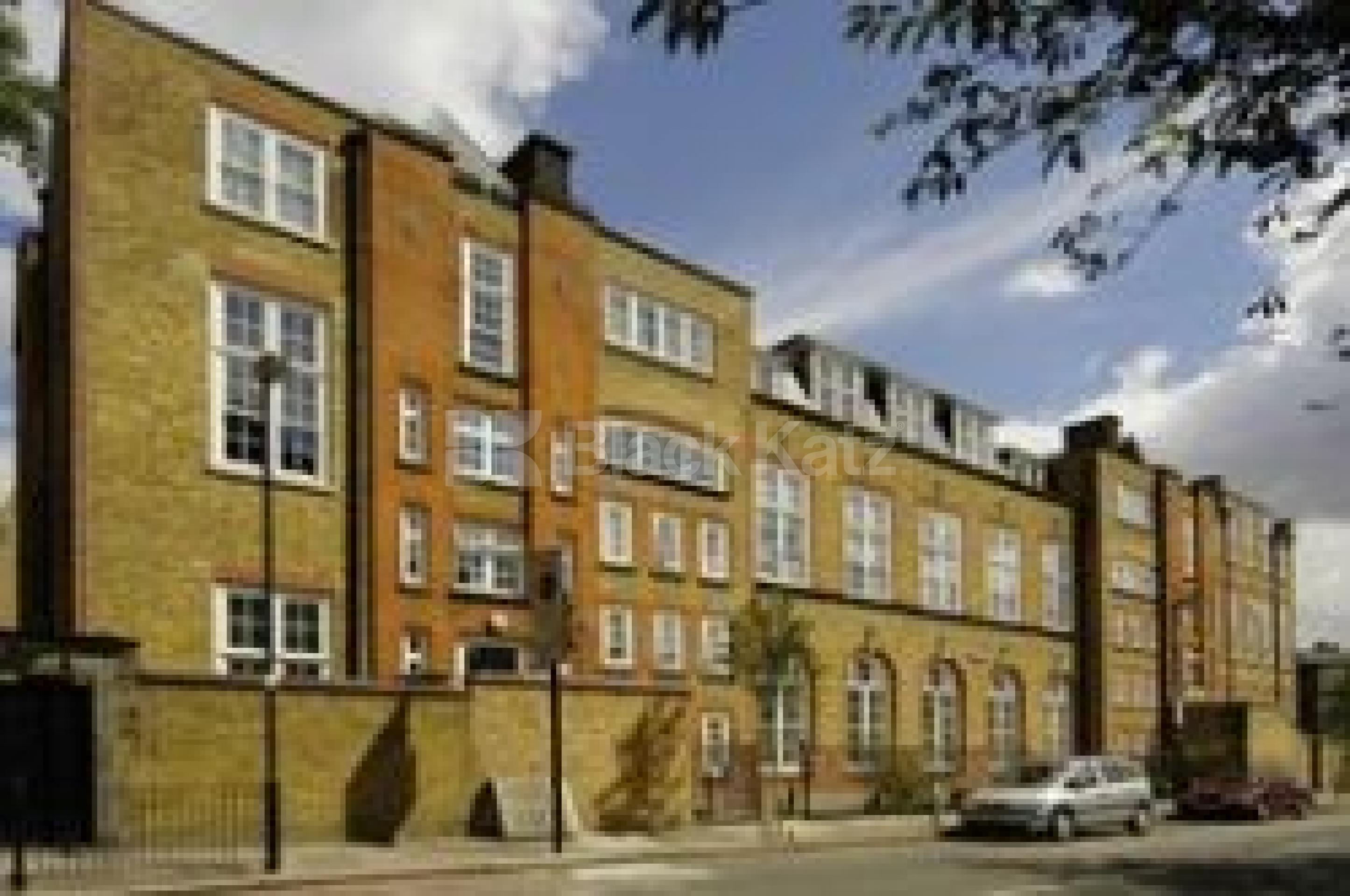 			New Instruciton, 1 Bedroom, 1 bath, 1 reception Flat			 Tollington Road, Holloway N7